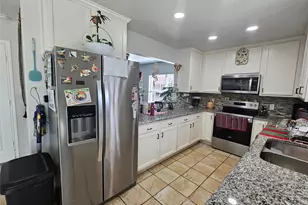 2549 Spring Creek Dr, Balch Springs, TX 75180 - Photo 5