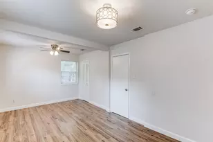 852 Northwood Rd, Fort Worth, TX 76107 - Photo 9