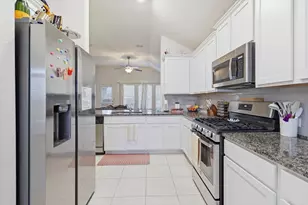 14653 Basketweaver Ln, Fort Worth, TX 76052 - Photo 9