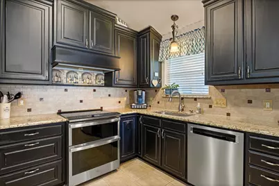 1308 Comanche Cove Court, Granbury, TX 76048 - Photo 9