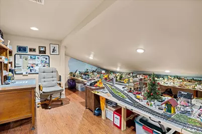 1308 Comanche Cove Court, Granbury, TX 76048 - Photo 29