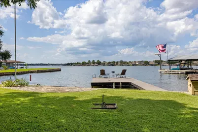 1308 Comanche Cove Court, Granbury, TX 76048 - Photo 31