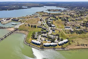 108 Harbor Dr, Runaway Bay, TX 76426 - Photo 5