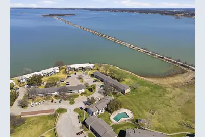 108 Harbor Drive #102, Runaway Bay, TX 76426 - Photo 3