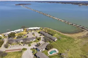 108 Harbor Dr, Runaway Bay, TX 76426 - Photo 3