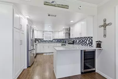 108 Harbor Drive #102, Runaway Bay, TX 76426 - Photo 21