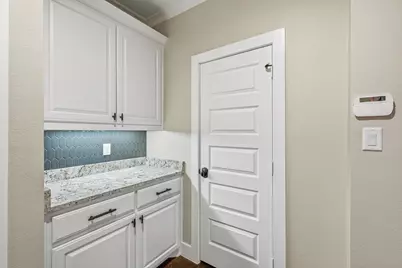 1409 Simmons Road, Flower Mound, TX 75022 - Photo 11