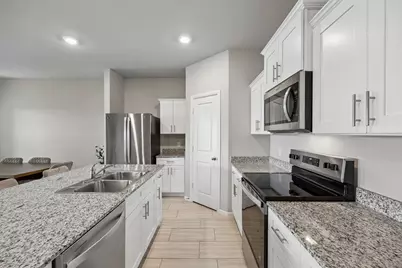 1361 Dillard Creek Drive, Fort Worth, TX 76247 - Photo 7