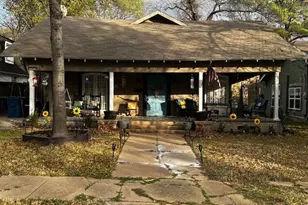 1518 W Park Ave, Corsicana, TX 75110 - Photo 1