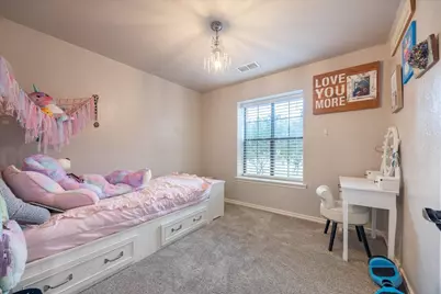 1301 N Saint Charles Avenue, Pilot Point, TX 76258 - Photo 17