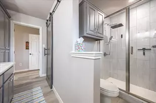 1301 N St Charles Ave, Pilot Point, TX 76258 - Photo 25