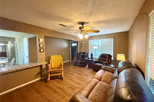 305 S 1st St, Crandall, TX 75114 - Photo 11