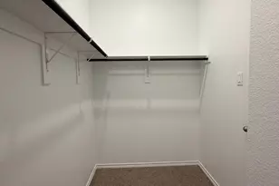 909 Boll Weevil Dr, Cleburne, TX 76031 - Photo 9