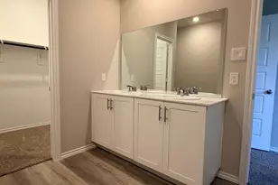 909 Boll Weevil Dr, Cleburne, TX 76031 - Photo 7