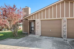 617 S Las Vegas Trail, White Settlement, TX 76108 - Photo 1