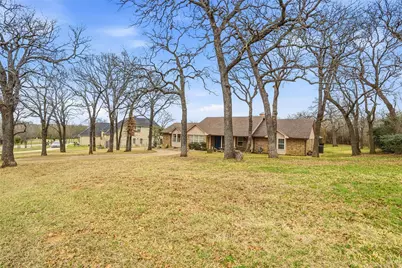 205 Roaring Springs Drive, Joshua, TX 76058 - Photo 9