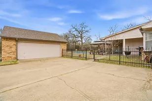 205 Roaring Springs Dr, Joshua, TX 76058 - Photo 39