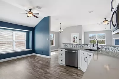 11917 Hickory Circle, Fort Worth, TX 76244 - Photo 9