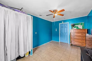 400 Travis, Mexia, TX 76667 - Photo 9