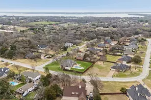 416 Bronco Cir, Shady Shores, TX 76208 - Photo 37