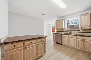 2212 Norwich Pl, Carrollton, TX 75006 - Photo 17