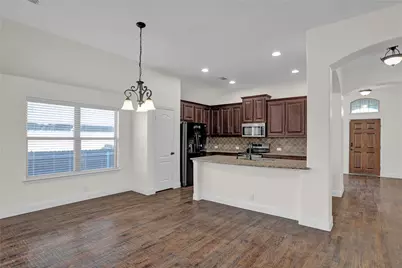 2105 Burke Drive, Princeton, TX 75407 - Photo 7