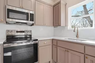 103 N Peverly St, Whitney, TX 76692 - Photo 11