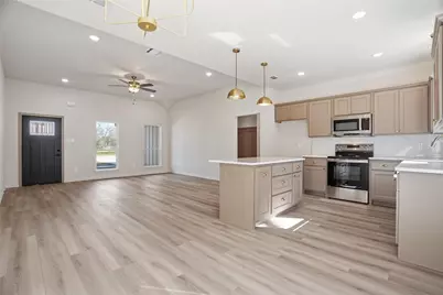 103 N Peverly Street, Whitney, TX 76692 - Photo 9