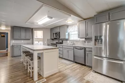 202 S Avenue C, Blum, TX 76627 - Photo 9