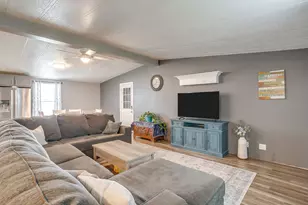 202 S Ave C, Blum, TX 76627 - Photo 15