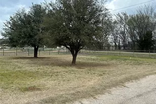 212 Rose Cir, Gordonville, TX 76245 - Photo 5