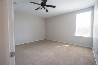 524 Zachum Drive, Arlington, TX 76002 - Photo 9