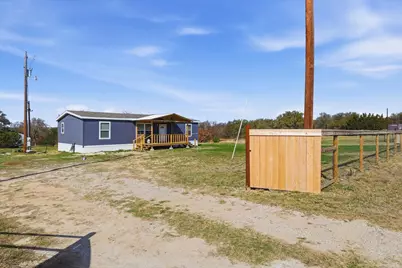 7553 Hutcheson Hill Road, Springtown, TX 76082 - Photo 3