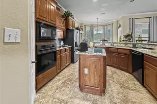 317 Billo Ct, Weatherford, TX 76087 - Photo 11