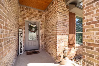 8701 Oakland Court, Granbury, TX 76049 - Photo 3