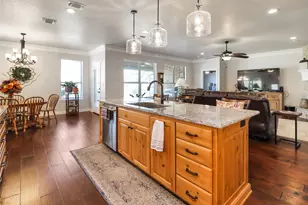 8701 Oakland Ct, Granbury, TX 76049 - Photo 11
