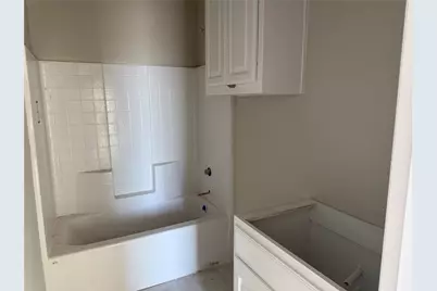 701 Broken Bow Lane, Cleburne, TX 76033 - Photo 17