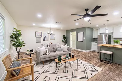 551 E Burks Street, Pilot Point, TX 76258 - Photo 3