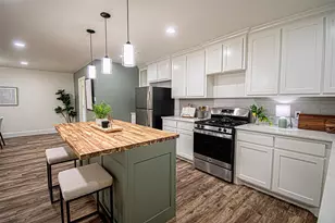 551 E Burks St, Pilot Point, TX 76258 - Photo 13