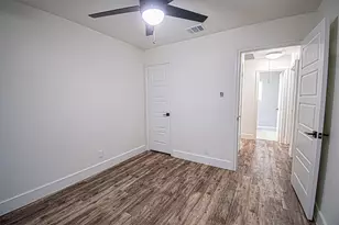 551 E Burks St, Pilot Point, TX 76258 - Photo 25