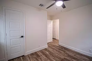 551 E Burks St, Pilot Point, TX 76258 - Photo 17