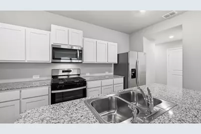 1912 Cherokee Lane, Cleburne, TX 76033 - Photo 5