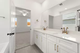 705 Tyronza Dr, Justin, TX 76247 - Photo 19