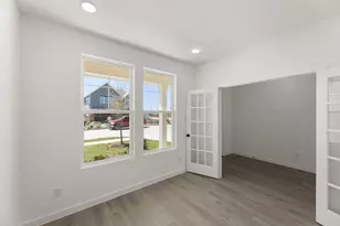 705 Tyronza Dr, Justin, TX 76247 - Photo 7