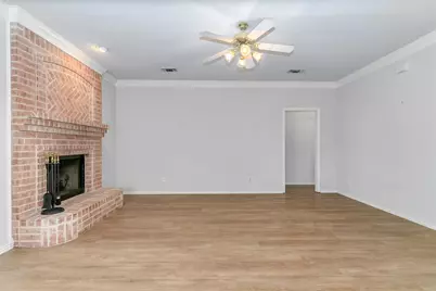 6502 Redstone Court, Arlington, TX 76001 - Photo 15