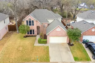6502 Redstone Ct, Arlington, TX 76001 - Photo 3