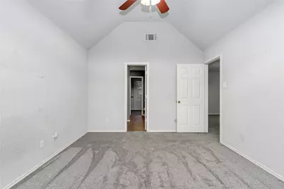 6502 Redstone Court, Arlington, TX 76001 - Photo 33