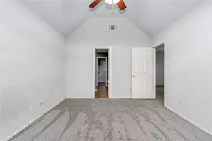 6502 Redstone Ct, Arlington, TX 76001 - Photo 33