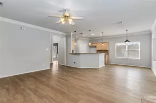 6502 Redstone Ct, Arlington, TX 76001 - Photo 17