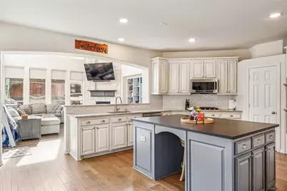 9008 Thompson Drive, Argyle, TX 76226 - Photo 11